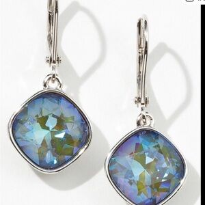 Swarovski Breeze earrings army green Delite BNIB